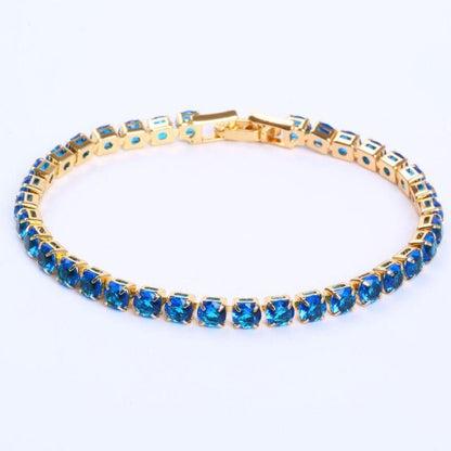 no-repeat center / cover url('https://cdn.shopify.com/s/files/1/0954/3257/3234/files/blau_saphir_armband_gold_seite_Crystalli1382_3513074b-5f59-4bb9-b6f6-66d10b8f1cb1.jpg?v=1759931310')
