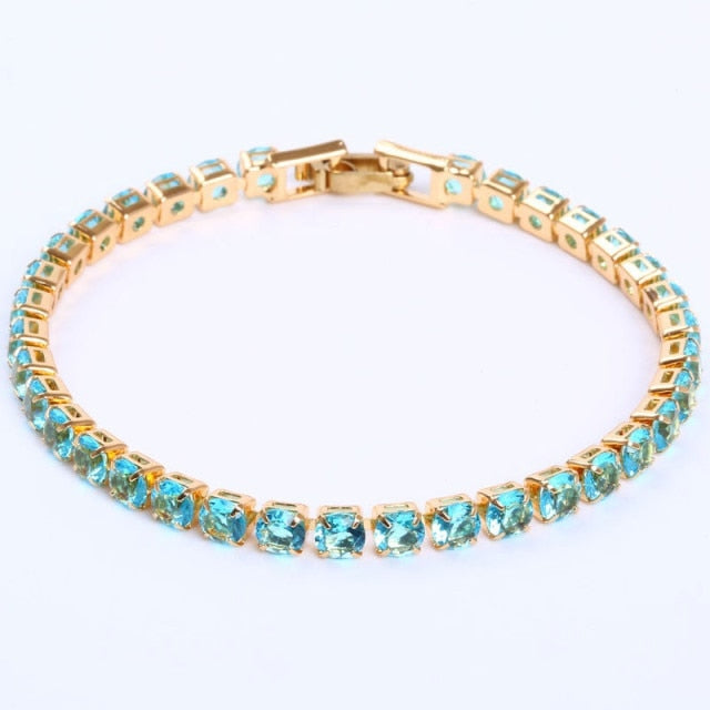 no-repeat center / cover url('https://cdn.shopify.com/s/files/1/0954/3257/3234/files/goldenes_Armband_blauer_Stein_von_vorne_Crystalli1383_8efb53f9-7f8c-4fdd-bc75-1d16ae9f4b1e.jpg?v=1759931310')